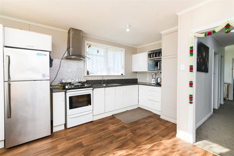 Photo of property in 33 Holland Crescent, Bulls, 4818