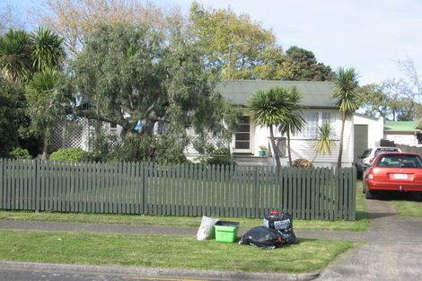 Photo of property in 49 Tawa Crescent, Manurewa, Auckland, 2102