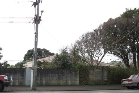 Photo of property in 12 Breakwater Road, Moturoa, New Plymouth, 4310