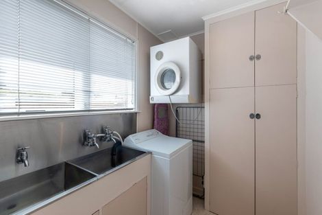 Photo of property in 16 Alamein Terrace, Mount Albert, Auckland, 1025