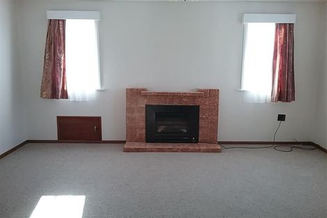 Photo of property in 25 Bowen Street, Levin, 5510