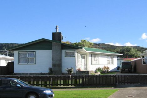 Photo of property in 35 Meremere Street, Wainuiomata, Lower Hutt, 5014