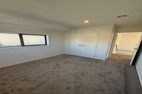Photo of property in 44b Orams Road, Hillpark, Auckland, 2102