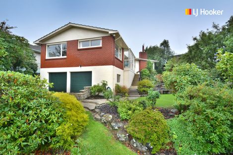 Photo of property in 15 Pioneer Crescent, Helensburgh, Dunedin, 9010