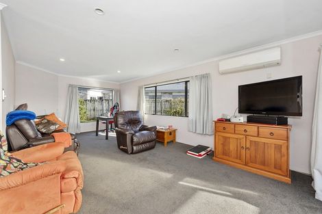 Photo of property in 10 Glencoe Place, Nawton, Hamilton, 3200