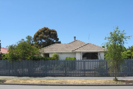 Photo of property in 30 Lamorna Road, Parklands, Christchurch, 8083