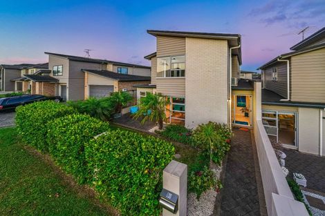 Photo of property in 50 Topland Drive, Flat Bush, Auckland, 2019