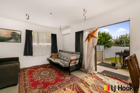 Photo of property in 25 Astor Place, Manurewa, Auckland, 2102