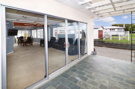 Photo of property in 23 Waterloo Street, Dannevirke, 4930