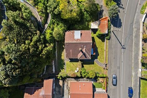 Photo of property in 2 Mersey Street, Island Bay, Wellington, 6023