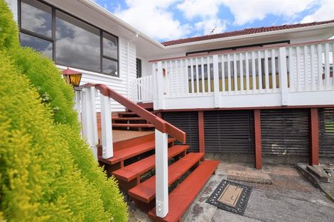 Photo of property in 125 Mcleod Road, Te Atatu South, Auckland, 0610