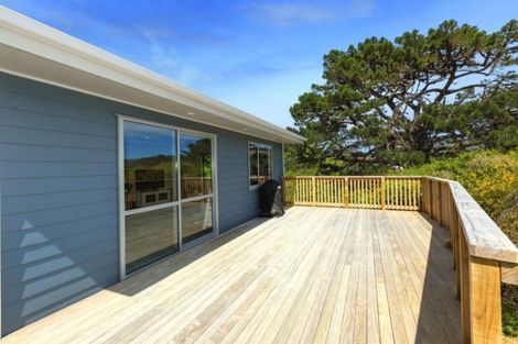 Photo of property in 17a Gloucester Street, Cannons Creek, Porirua, 5024