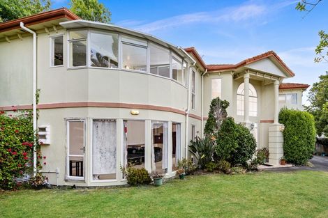 Photo of property in 46 Bronzewing Terrace, Unsworth Heights, Auckland, 0632