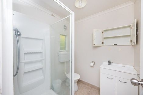 Photo of property in 27 Newbury Street, Awapuni, Palmerston North, 4412