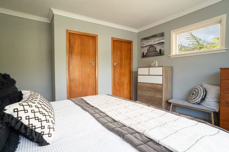 Photo of property in 10a Larsen Crescent, Tawa, Wellington, 5028