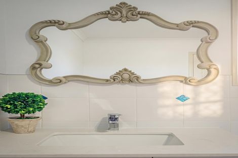 Photo of property in 30 Oaklands Drive, Cambridge, 3434
