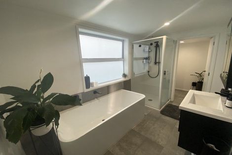 Photo of property in 197 Seaview Road, Westown, New Plymouth, 4310