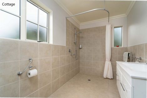 Photo of property in 2 Andersons Line, Clareville, Carterton, 5713