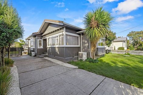 Photo of property in 186 Stapletons Road, Richmond, Christchurch, 8013