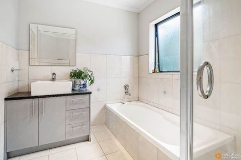 Photo of property in 6 Pennant Street, Long Bay, Auckland, 0630