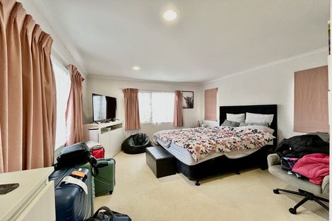 Photo of property in 43 Carousel Crescent, East Tamaki Heights, Auckland, 2016