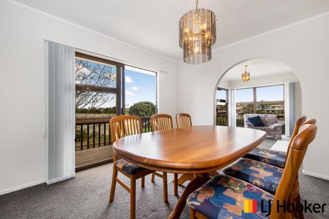 Photo of property in 21 St Annes Crescent, Wattle Downs, Auckland, 2103