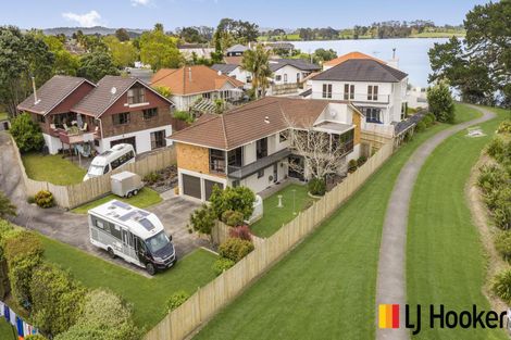 Photo of property in 21 St Annes Crescent, Wattle Downs, Auckland, 2103