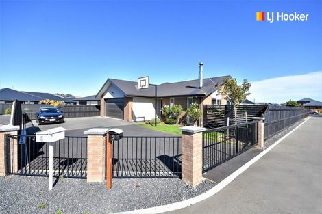 Photo of property in 2 Silverview Place, Mosgiel, 9024