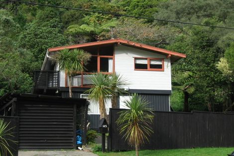 Photo of property in 145a Pinehaven Road, Pinehaven, Upper Hutt, 5019