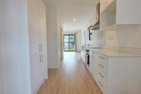 Photo of property in 22 Rauemi Way, Te Atatu South, Auckland, 0610