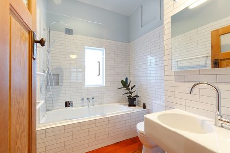 Photo of property in 18 Arnold Street, Grey Lynn, Auckland, 1021