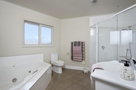 Photo of property in 48 Contour Avenue, Pyes Pa, Tauranga, 3112