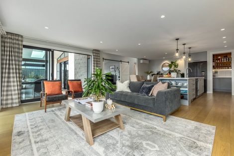 Photo of property in 14 Rotorua Grove, Aotea, Porirua, 5024