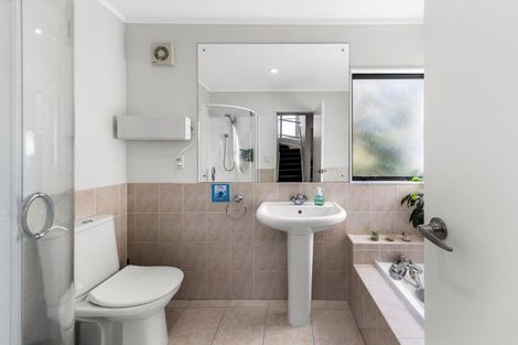 Photo of property in 19a Riddell Road, Glendowie, Auckland, 1071