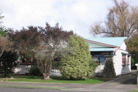 Photo of property in 28 Marne Street, Hokowhitu, Palmerston North, 4410