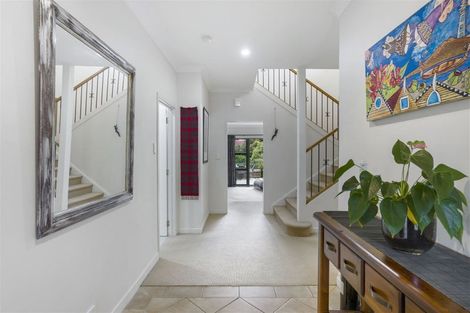 Photo of property in 16 Renlee Place, Shelly Park, Auckland, 2014