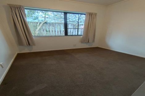 Photo of property in 1/74 Godley Road, Green Bay, Auckland, 0604