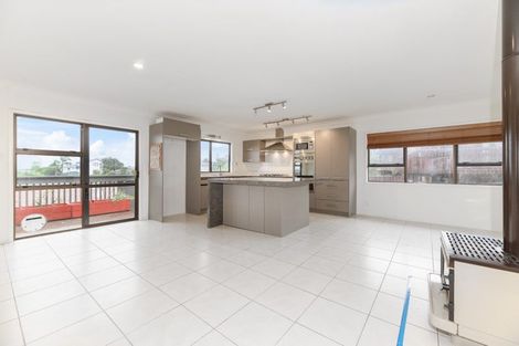 Photo of property in 9 White Heron Drive, Massey, Auckland, 0614
