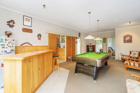 Photo of property in 16 Endeavour Place, Cooks Beach, Whitianga, 3591