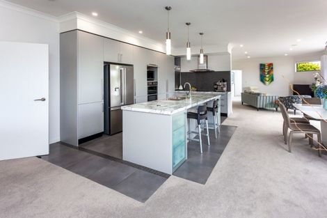 Photo of property in 100 Pacific View Drive, Whangamata, 3620