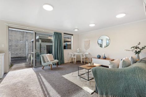 Photo of property in 2c Dey Street, Mosgiel, 9024