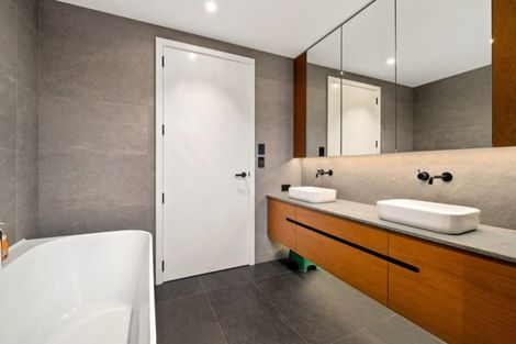 Photo of property in 49 Kirimoko Crescent, Wanaka, 9305