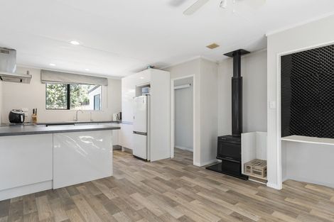 Photo of property in 9 Bayly Place, Te Puke, 3119