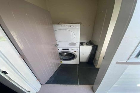 Photo of property in 22 Hampton Hill Road, Tawa, Wellington, 5028