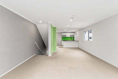 Photo of property in 11/46 Carlos Drive, Flat Bush, Auckland, 2016