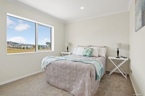 Photo of property in 48 Tir Conaill Avenue, Flat Bush, Auckland, 2019
