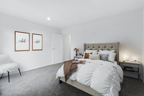 Photo of property in 8 Tuputupu Drive, Kumeu, 0810