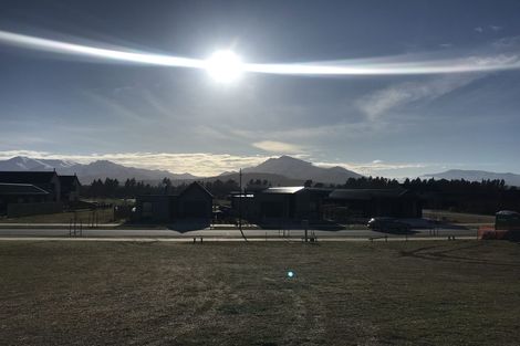 Photo of property in 23 Obelisk Street, Wanaka, 9305