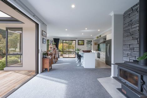 Photo of property in 929 Waiwhero Road, Ngatimoti, Motueka, 7196