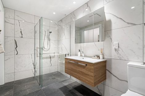 Photo of property in 14/30 Ambassador Glade, Orewa, 0931